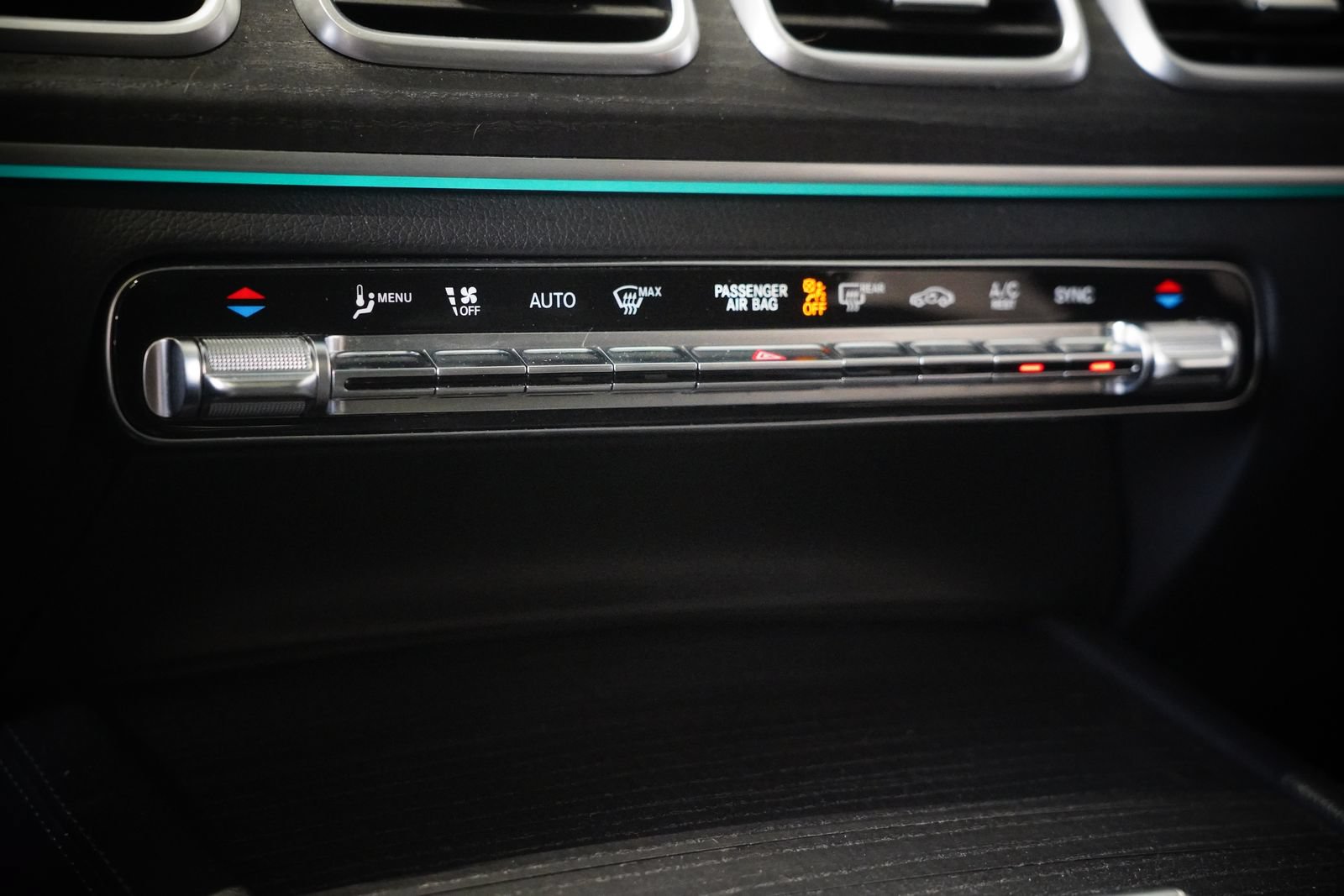 Certified 2021 Mercedes-Benz GLE 350 4MATIC image 25