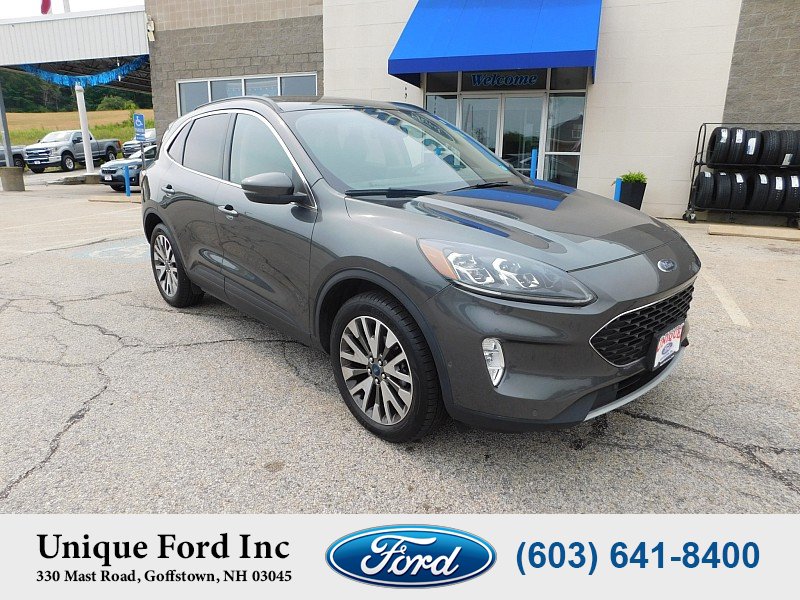 Used 2020 Ford Escape Titanium AWD/4WD image 2