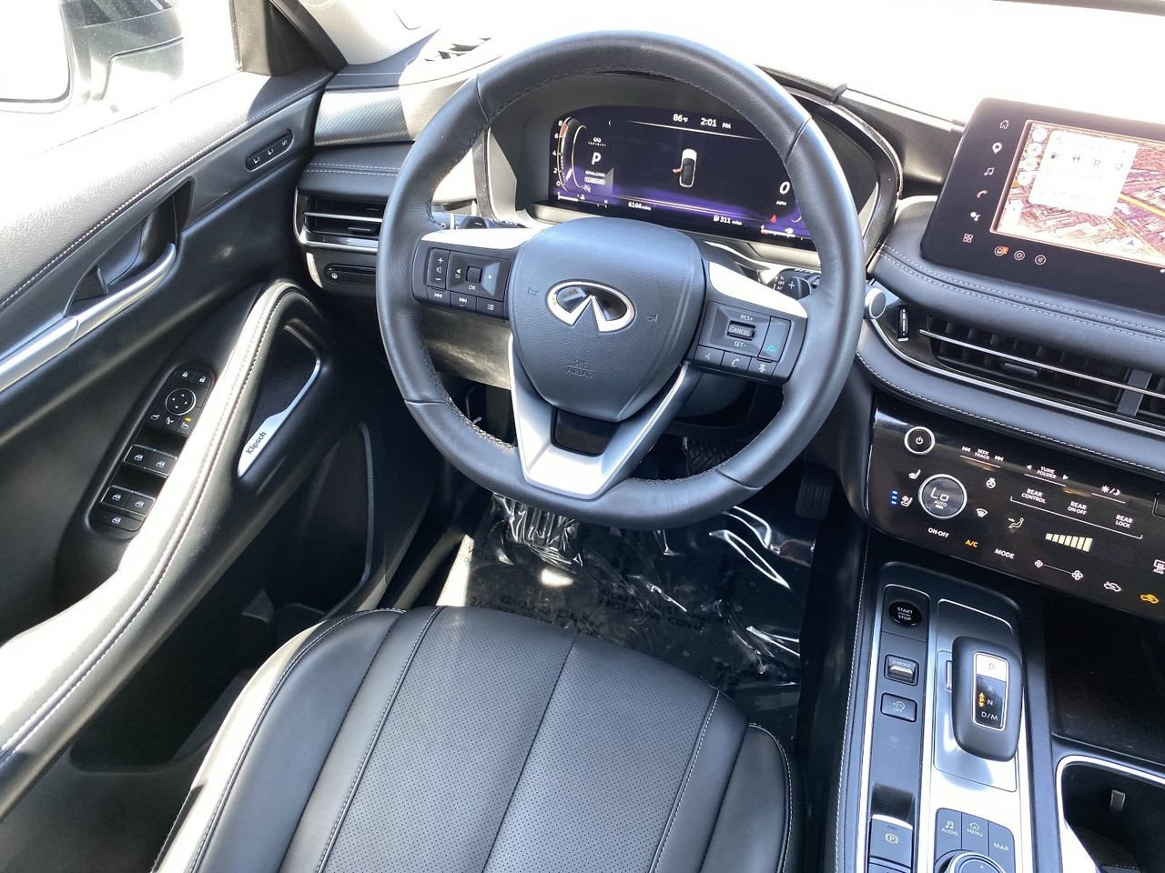 Certified 2026 INFINITI QX60 Luxe w/ Cargo Package FWD image 17