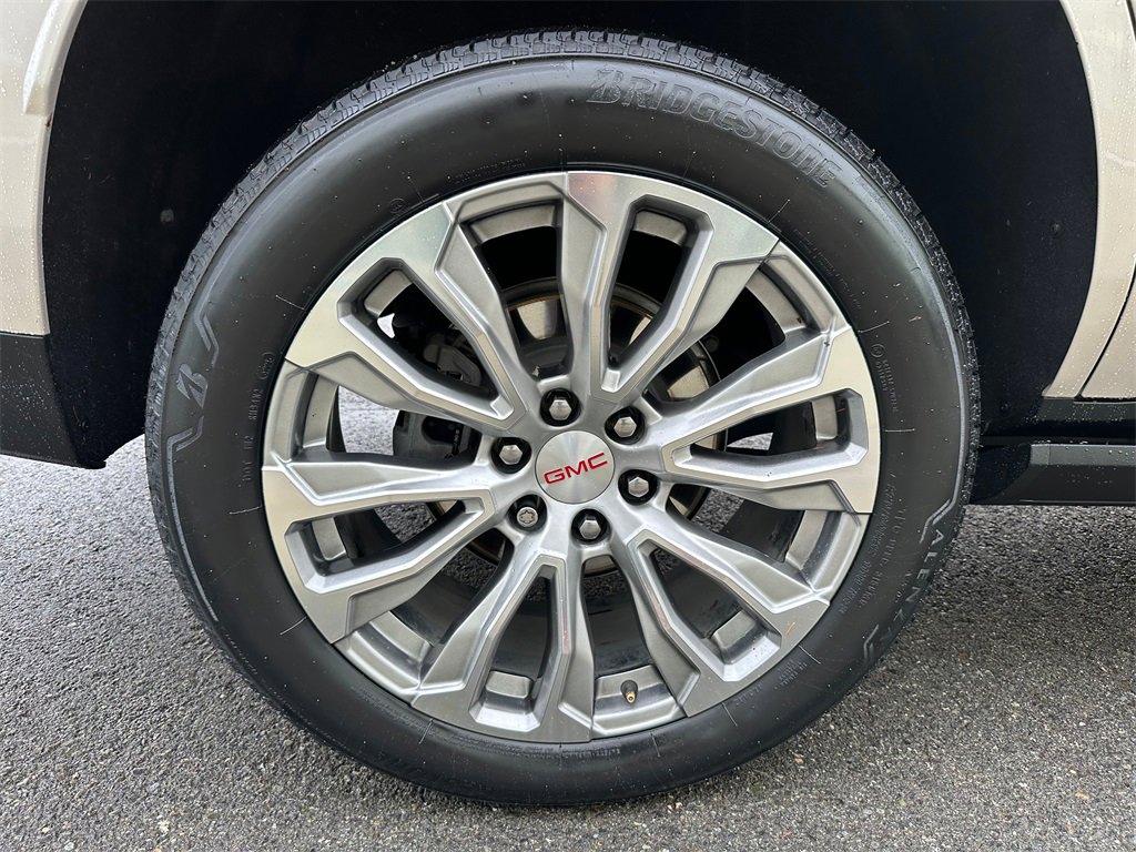 Used 2022 GMC Yukon Denali w/ Max Trailering Package image 9