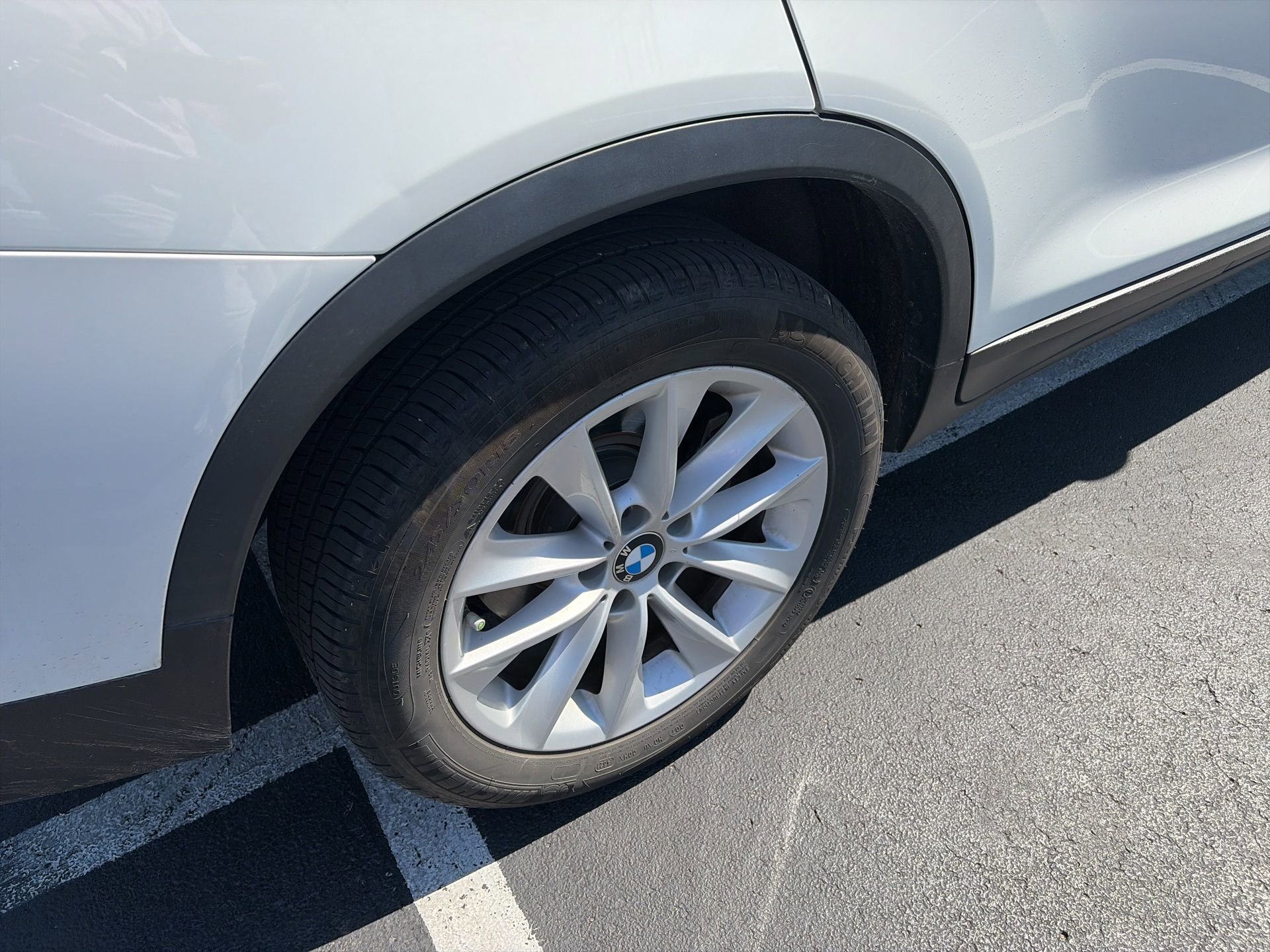 Used 2017 BMW X3 xDrive28i image 7