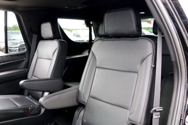 Used 2022 GMC Yukon Denali w/ Denali Premium Package image 25