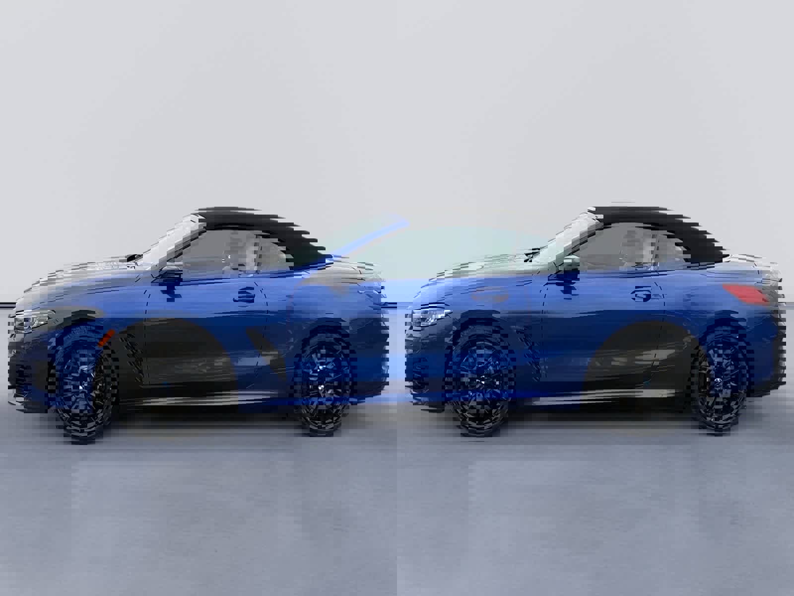 New 2026 BMW M850i xDrive Convertible image 9