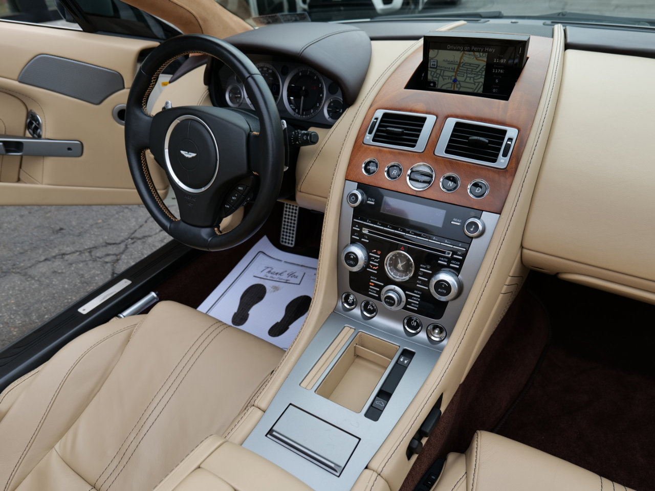 Used 2015 Aston Martin V8 Vantage S image 31