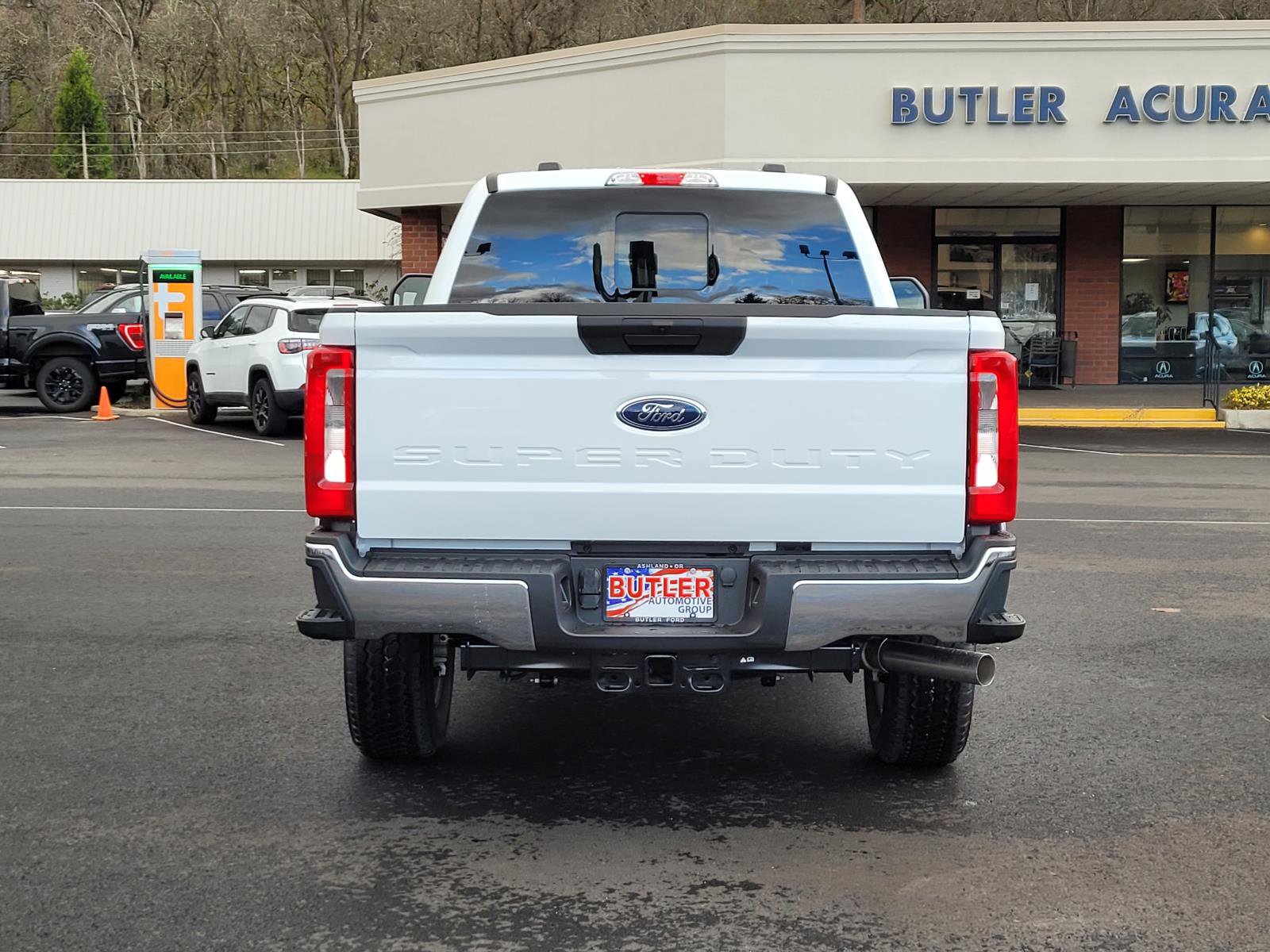 New 2026 Ford F250 XLT w/ FX4 Off-Road Package image 6