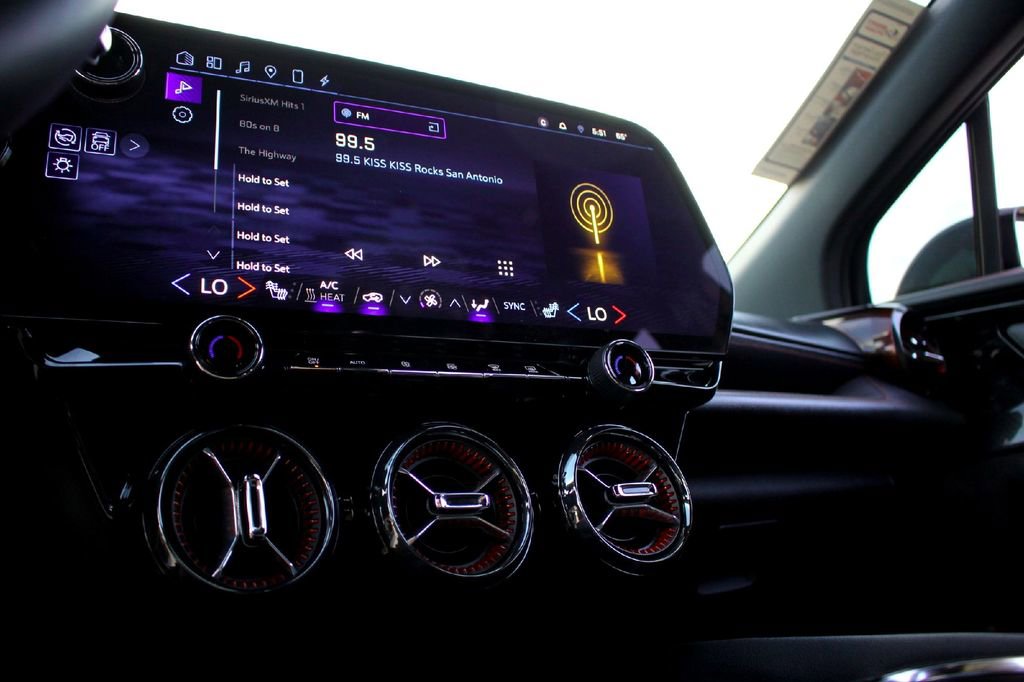 Used 2024 Chevrolet Blazer EV RS image 15