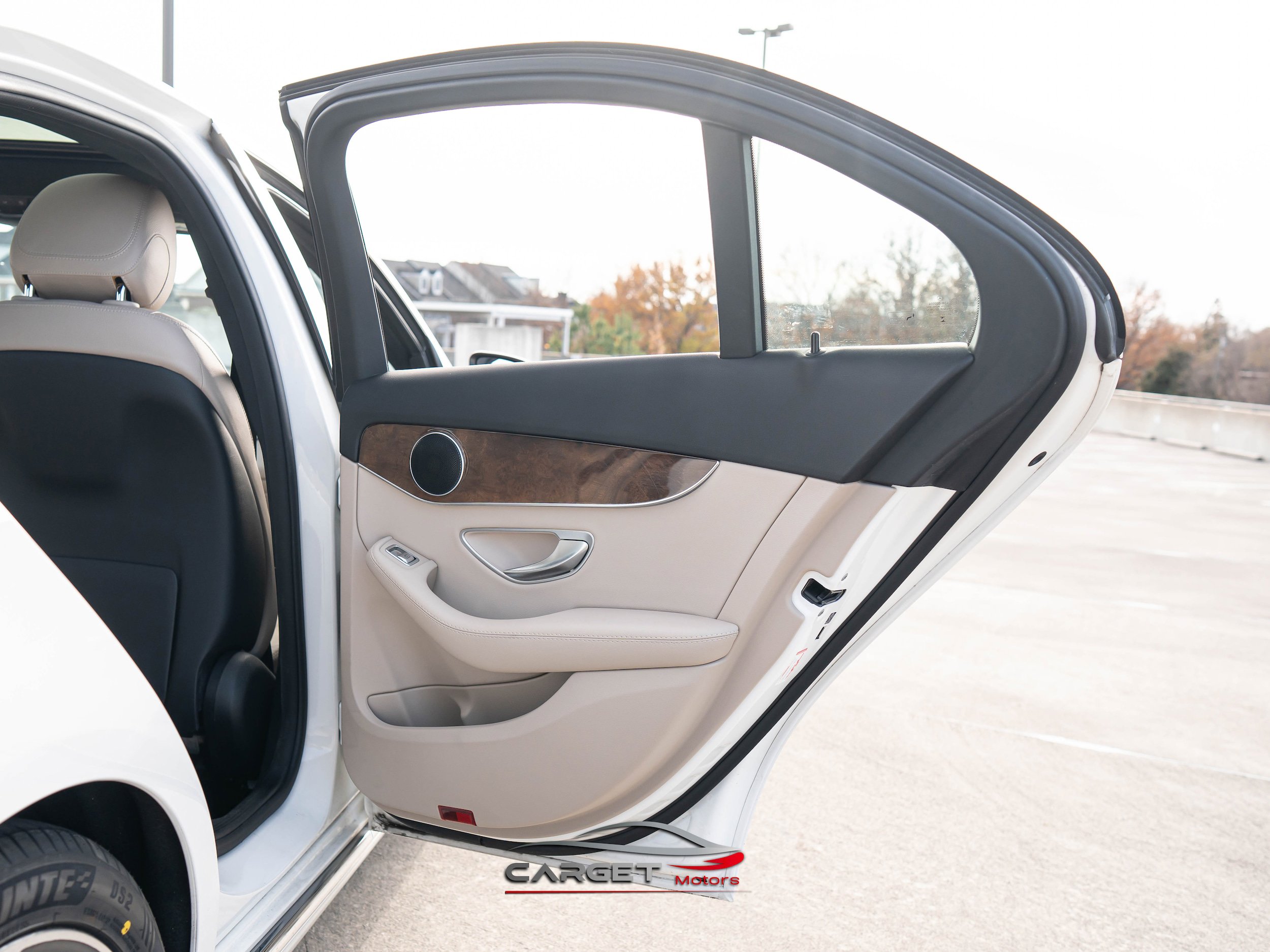Used 2018 Mercedes-Benz C 300 Sedan w/ Premium Package image 37