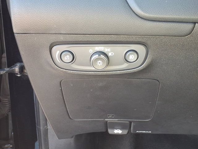 Used 2022 Buick Encore GX Select FWD image 21