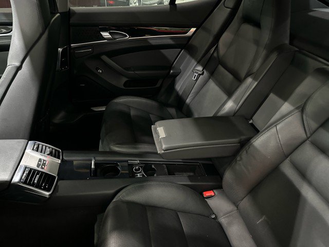 Used 2013 Porsche Panamera image 49
