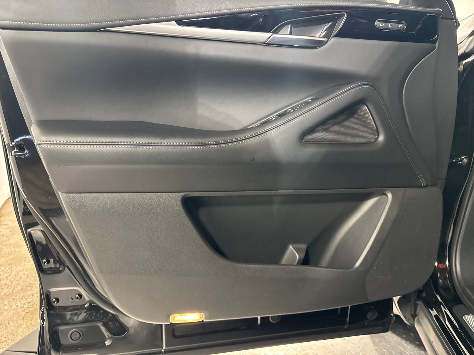 Certified 2025 INFINITI QX60 Pure image 15