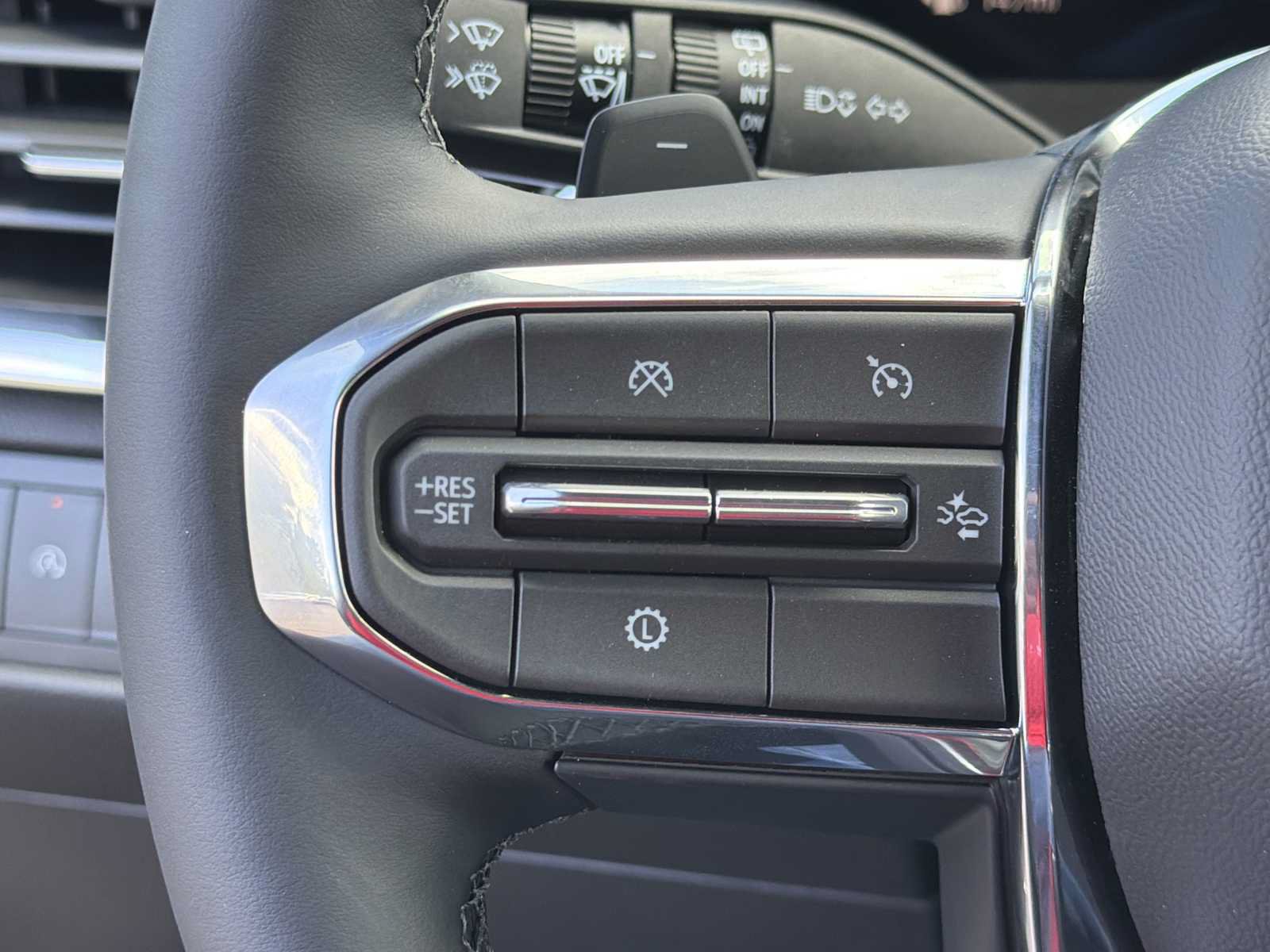 New 2026 GMC Acadia Elevation w/ Black Edition FWD image 12