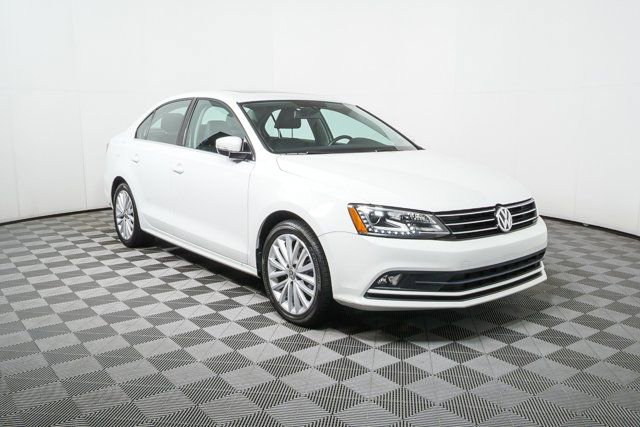 Used 2016 Volkswagen Jetta SEL image 24