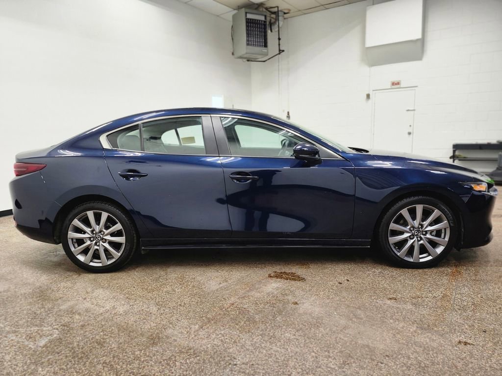 Used 2021 MAZDA MAZDA3 s image 6