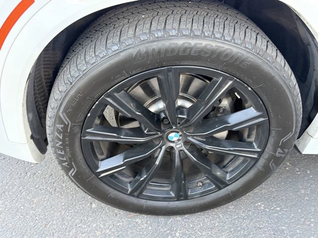 Used 2020 BMW X6 sDrive40i w/ M Sport Package image 4