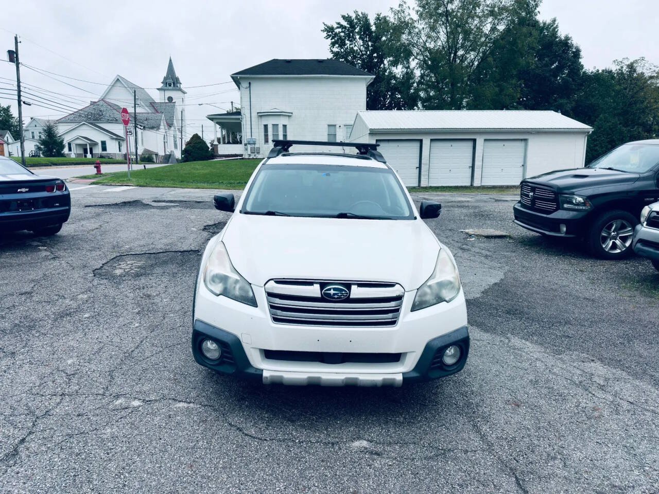 Used 2014 Subaru Outback 2.5i Limited AWD/4WD image 2