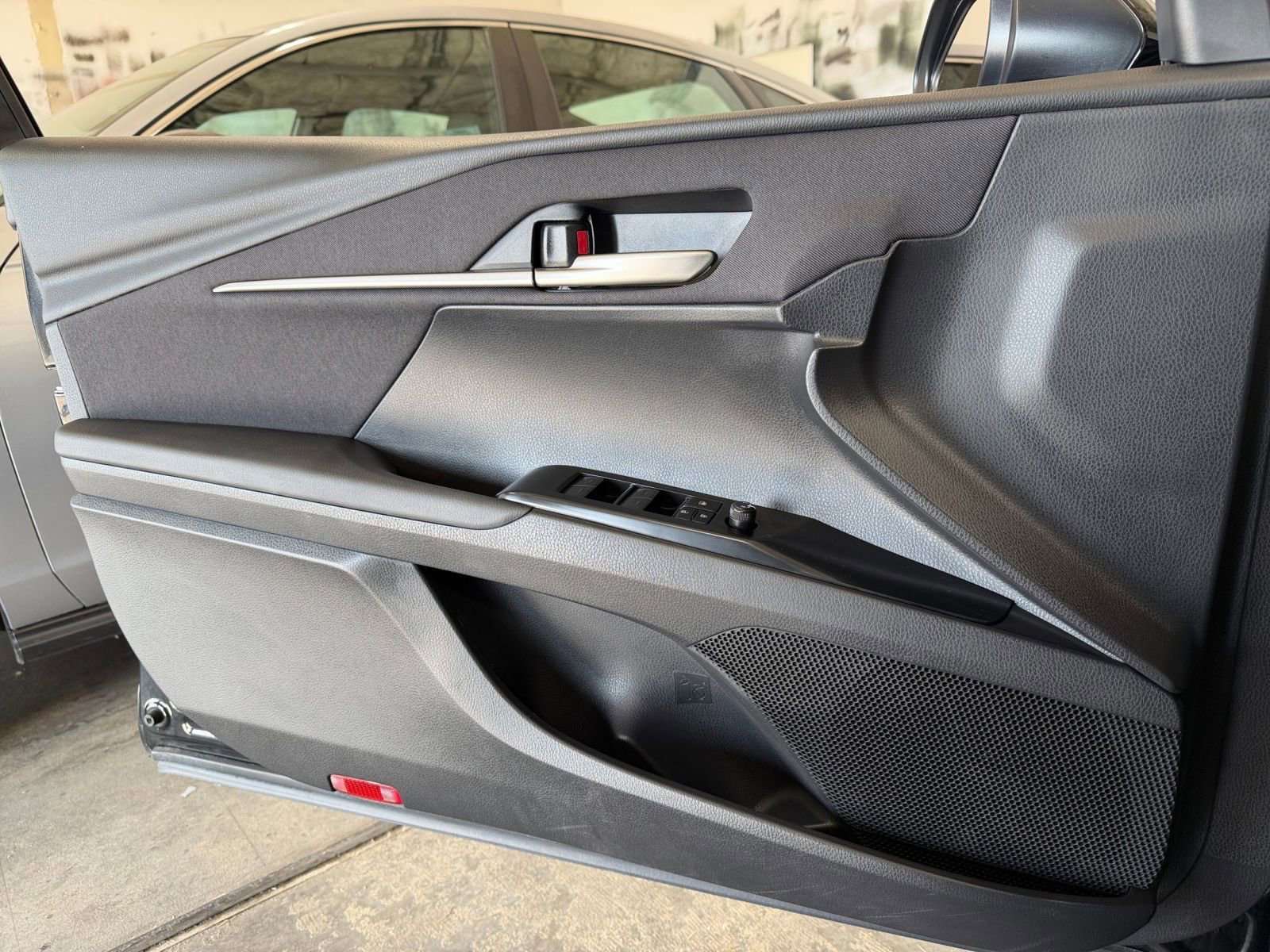 Used 2025 Toyota Camry LE image 20