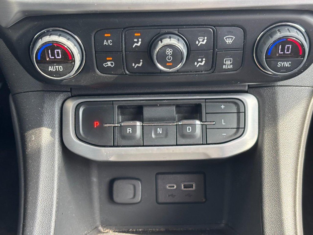 Used 2023 GMC Acadia SLE w/ Driver Convenience Package AWD/4WD image 18