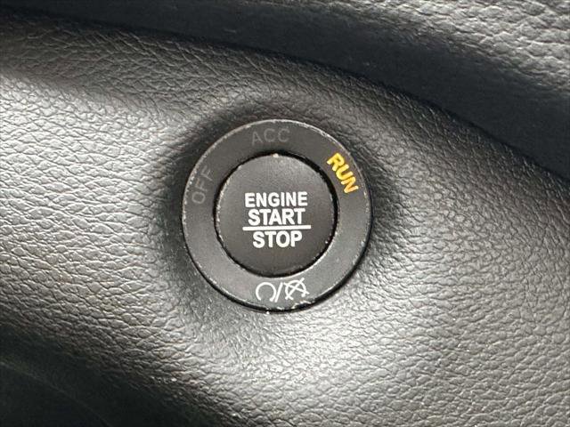 Used 2021 Jeep Cherokee Limited image 33