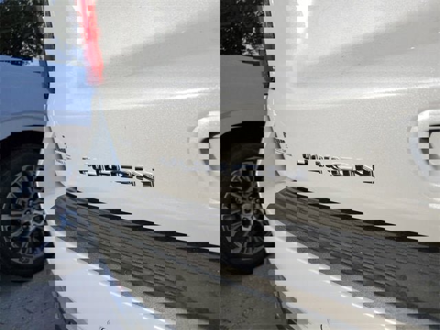 New 2026 GMC Yukon XL Denali image 8