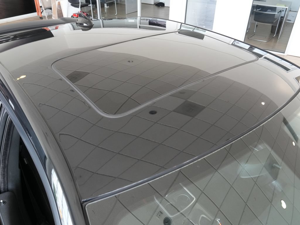 Used 2023 Dodge Charger Scat Pack RWD image 13