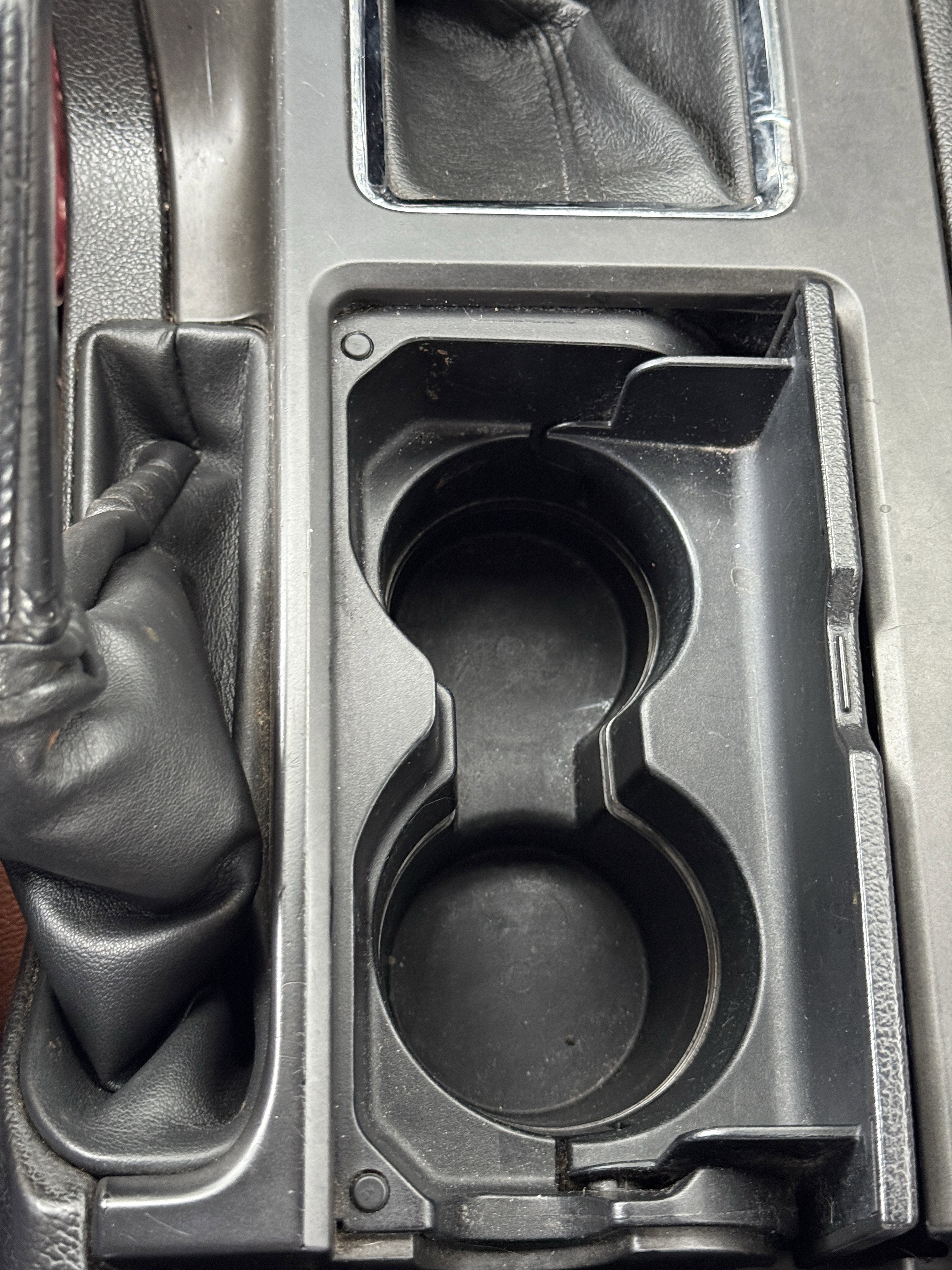 Used 2010 Ford Mustang GT image 19