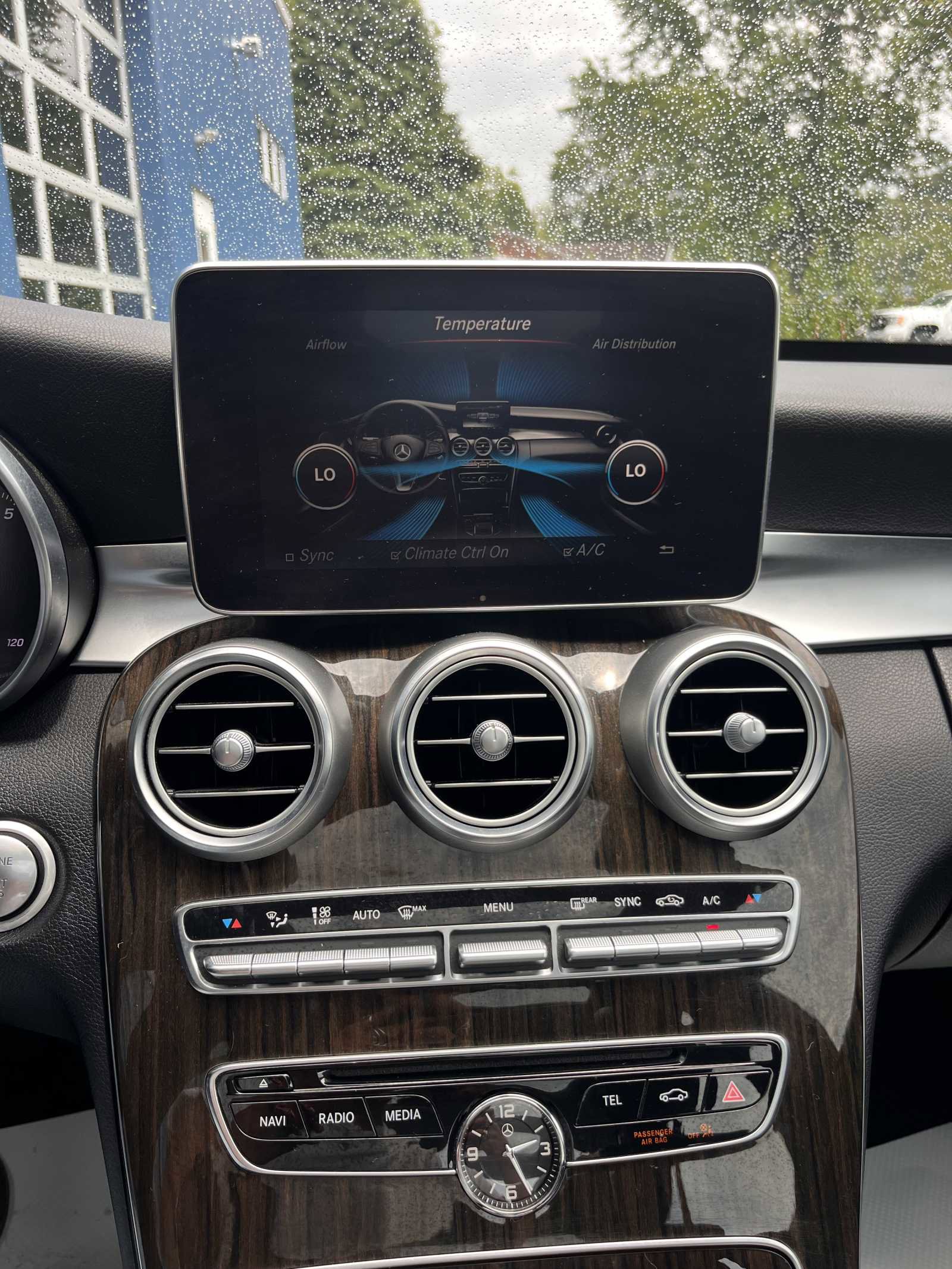 Used 2017 Mercedes-Benz C 300 4MATIC Sedan image 19