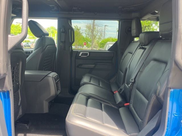 Certified 2025 Ford Bronco Badlands w/ Sasquatch Package AWD/4WD image 13