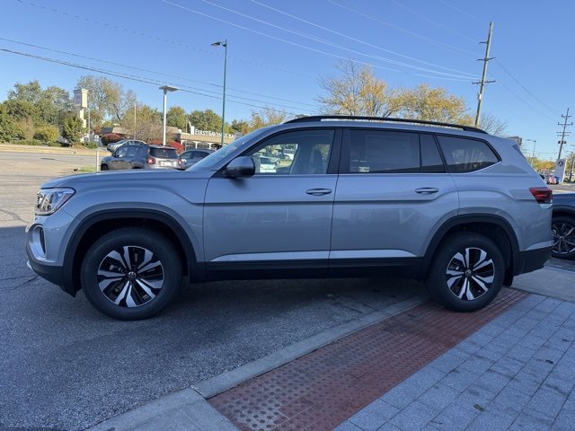 New 2026 Volkswagen Atlas SE image 3