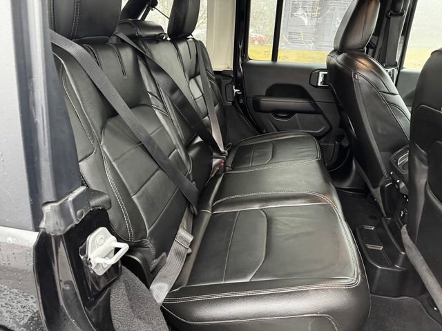 Certified 2022 Jeep Wrangler Unlimited Sahara w/ Cold Weather Group image 16