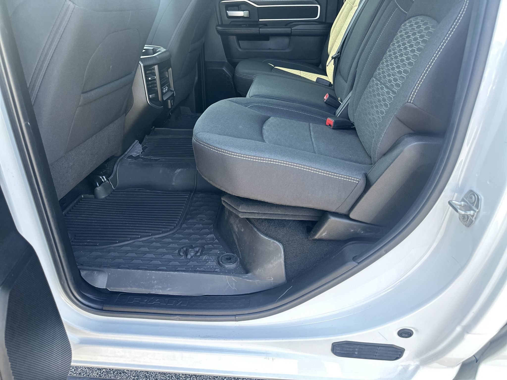 Used 2025 RAM 3500 Big Horn AWD/4WD image 20