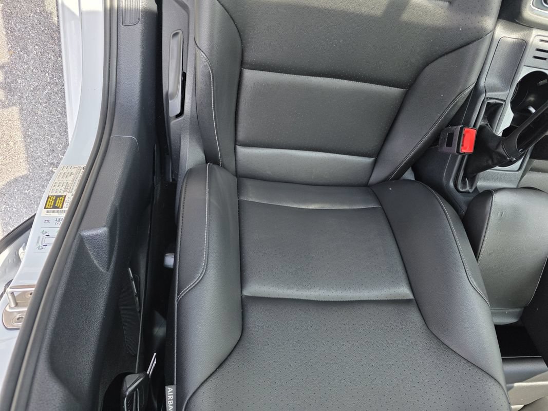 Used 2020 Volkswagen Golf 4-Door FWD image 11