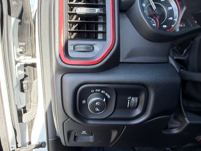 Used 2022 RAM 1500 Rebel AWD/4WD image 22