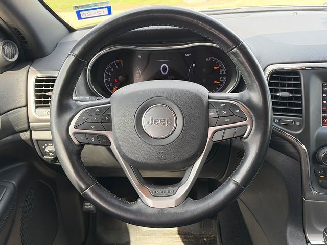 Used 2021 Jeep Grand Cherokee Laredo w/ Security & Convenience Group RWD image 15