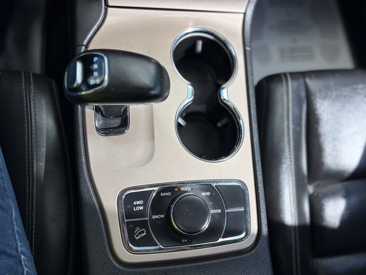 Used 2014 Jeep Grand Cherokee Limited AWD/4WD image 33