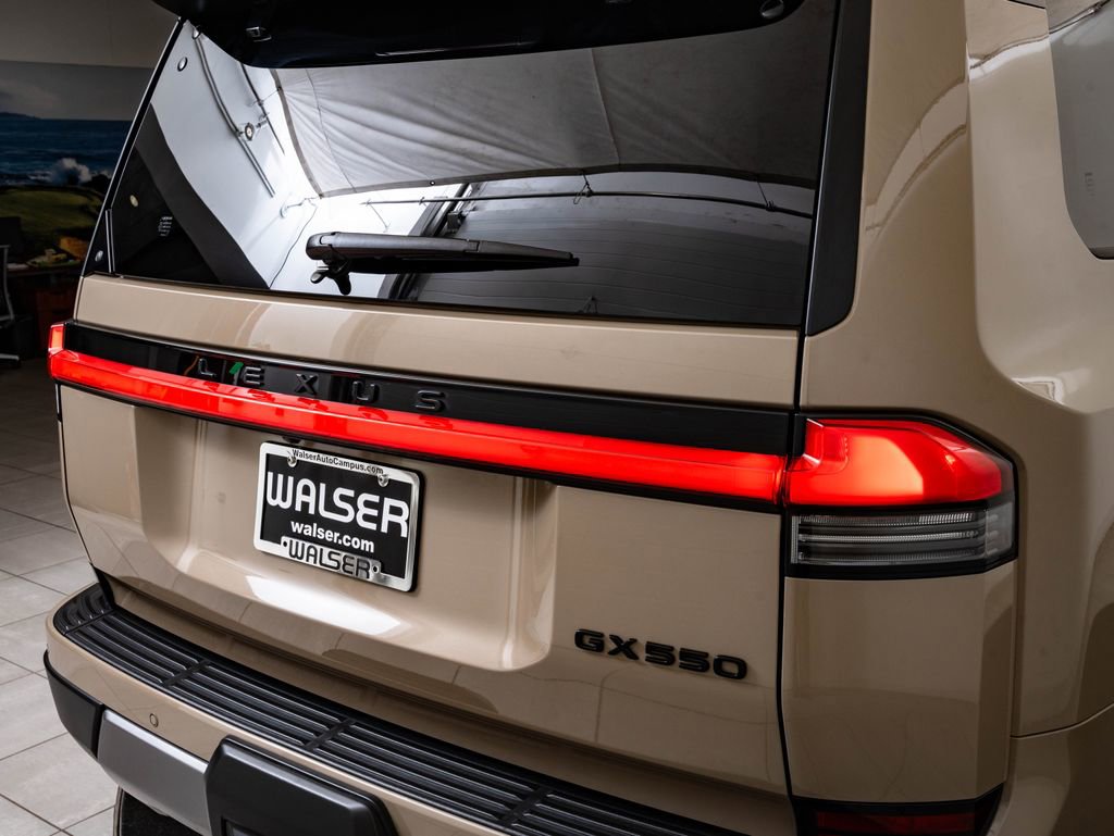 Certified 2024 Lexus GX 550 image 9