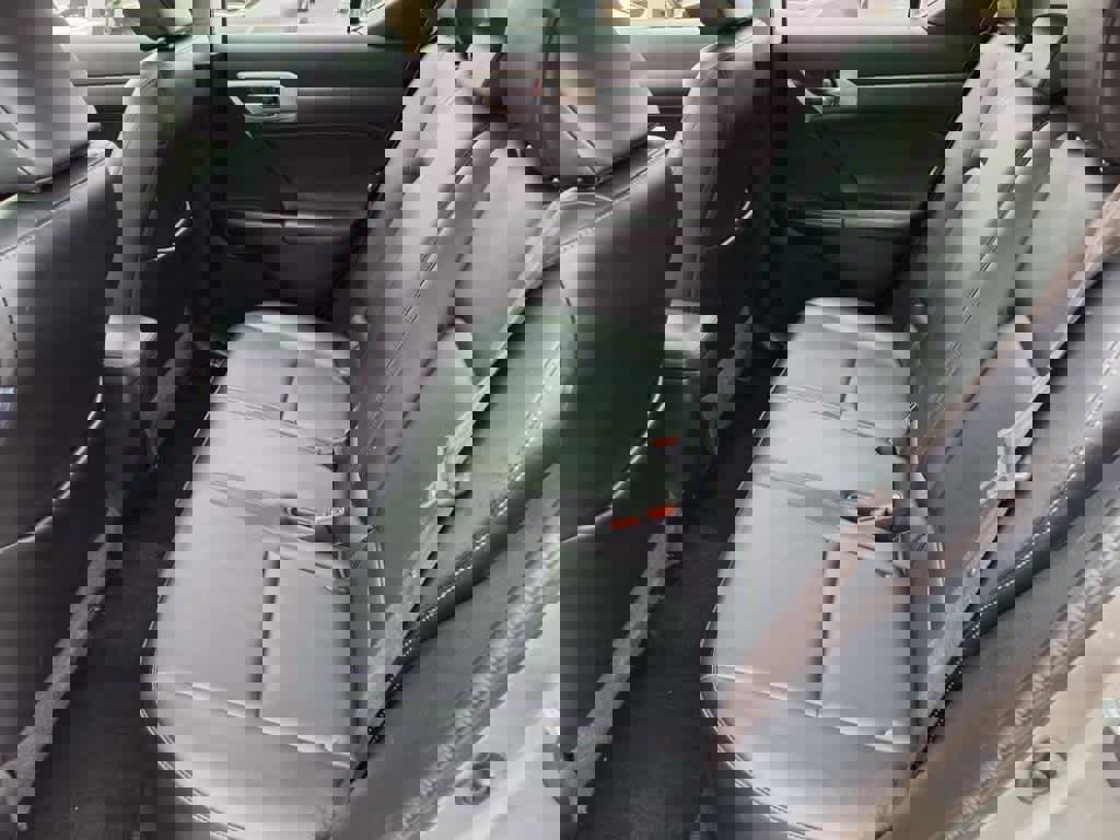 Used 2017 Lexus CT 200h image 10