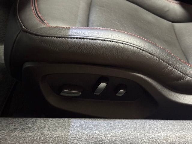 Used 2016 Chevrolet Corvette Z06 w/ 3LZ Preferred Equipment Group image 36