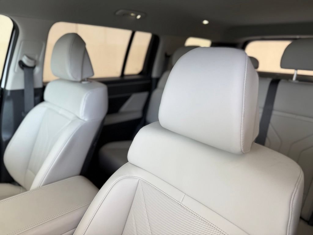 Used 2025 Hyundai Santa Fe SEL FWD image 32