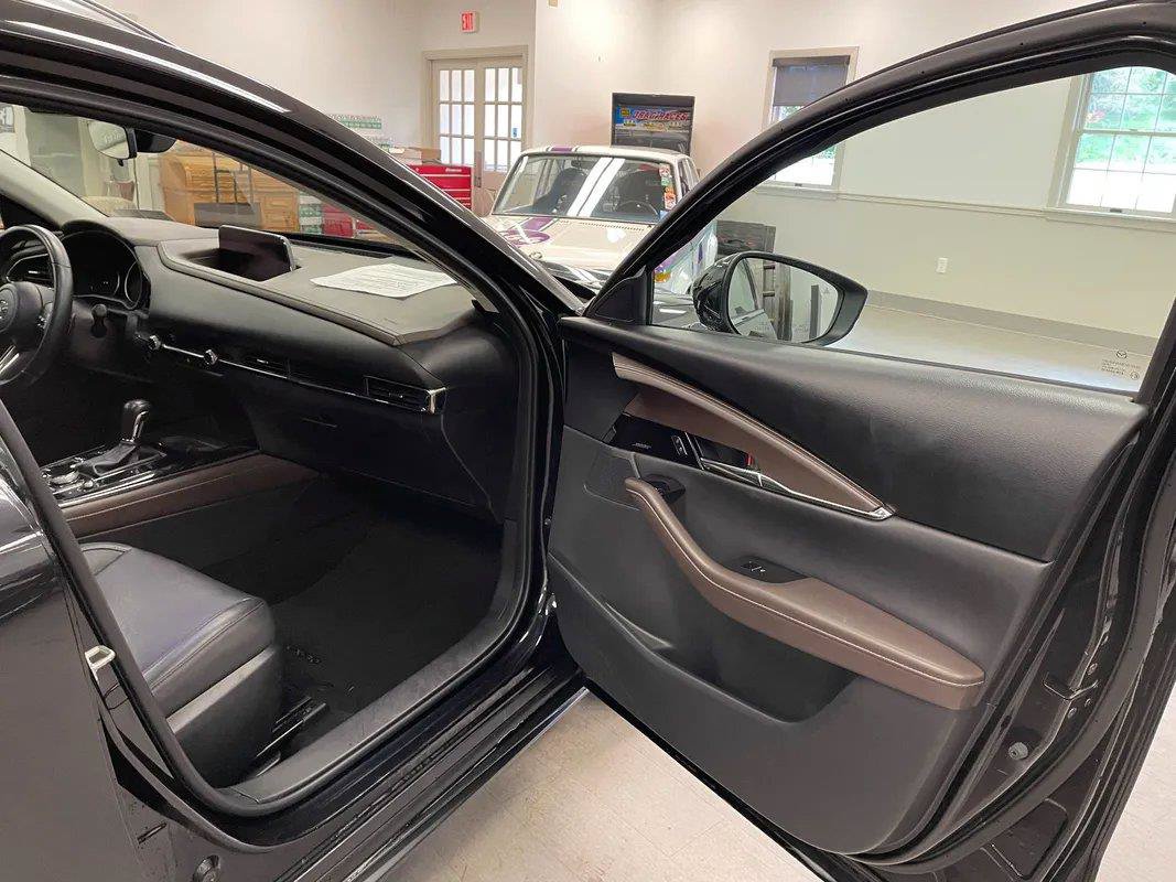 Used 2021 MAZDA CX-30 AWD 2.5 S w/ Premium Package image 23