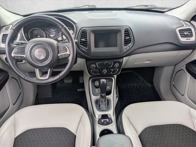 Used 2020 Jeep Compass Latitude image 21