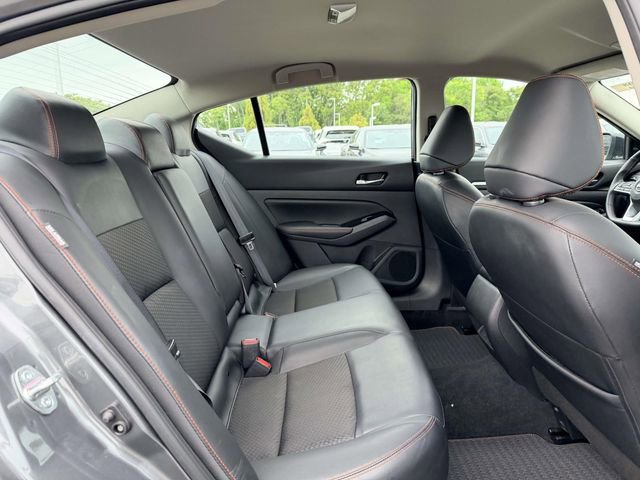 Used 2025 Nissan Altima 2.5 SR AWD/4WD image 11