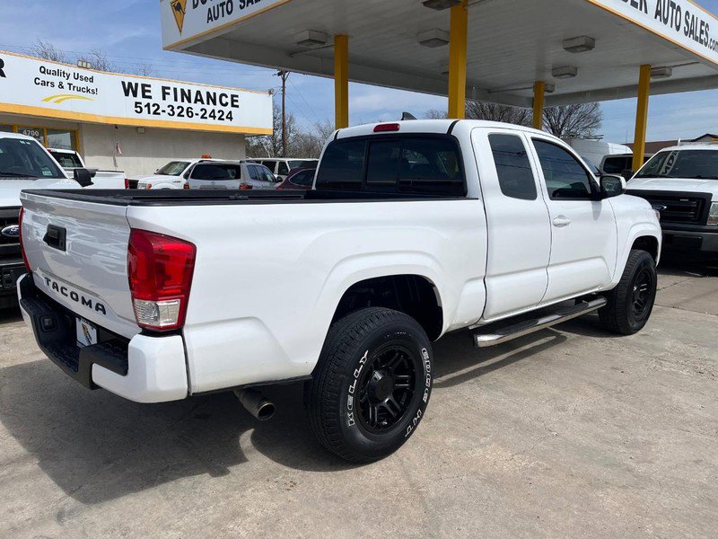 Used 2017 Toyota Tacoma SR w/ SR Convenience Package image 4