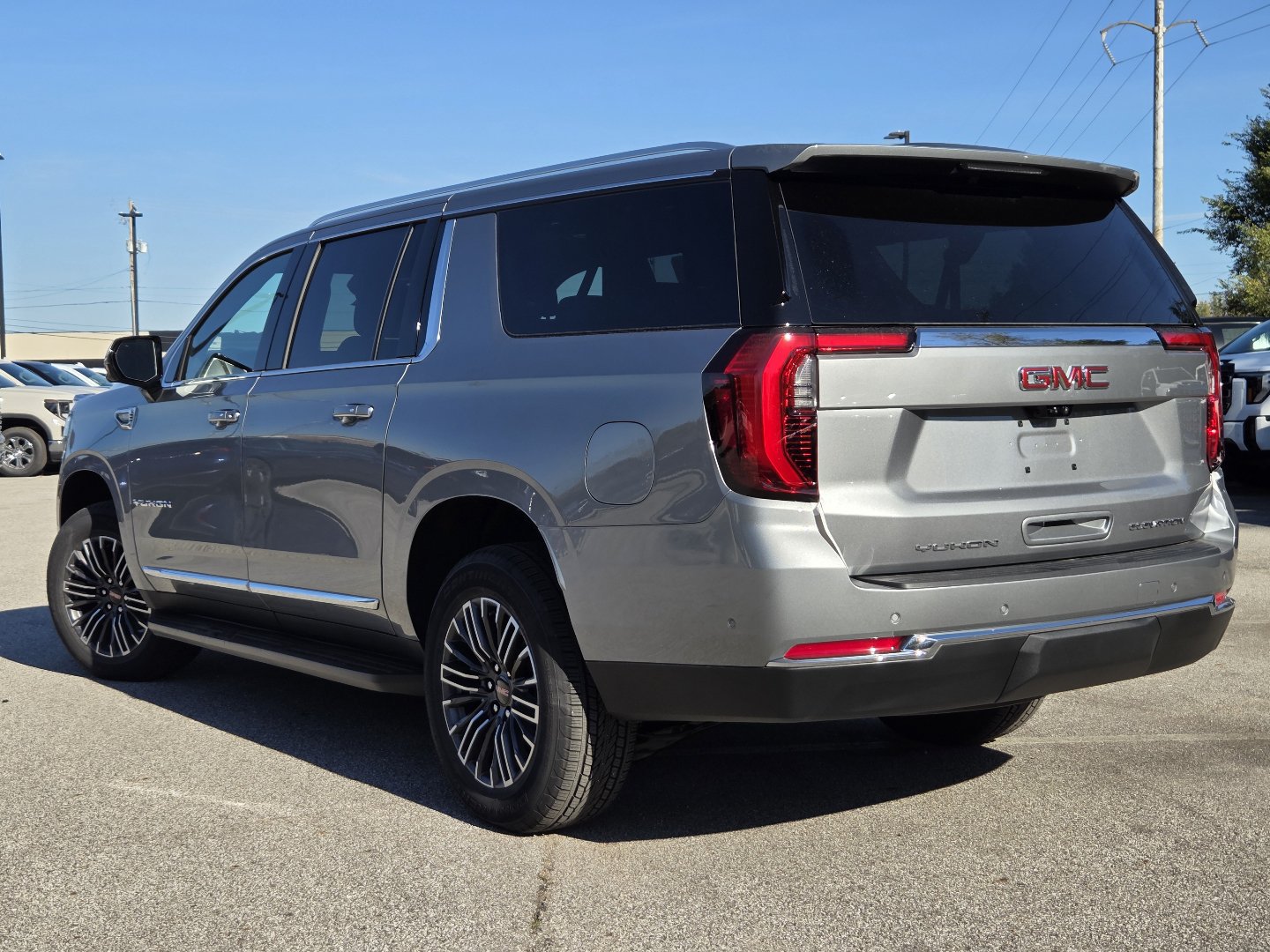 New 2027 GMC Yukon XL Elevation w/ Technology Package AWD/4WD image 17