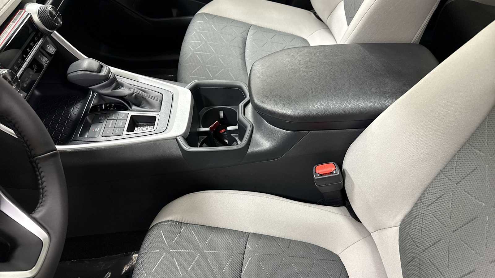 New 2025 Toyota RAV4 XLE image 23