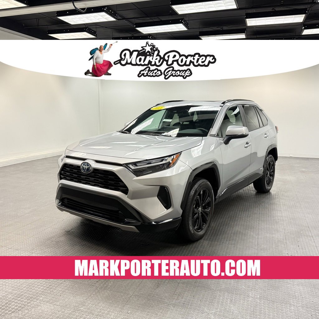 Used 2022 Toyota RAV4 SE