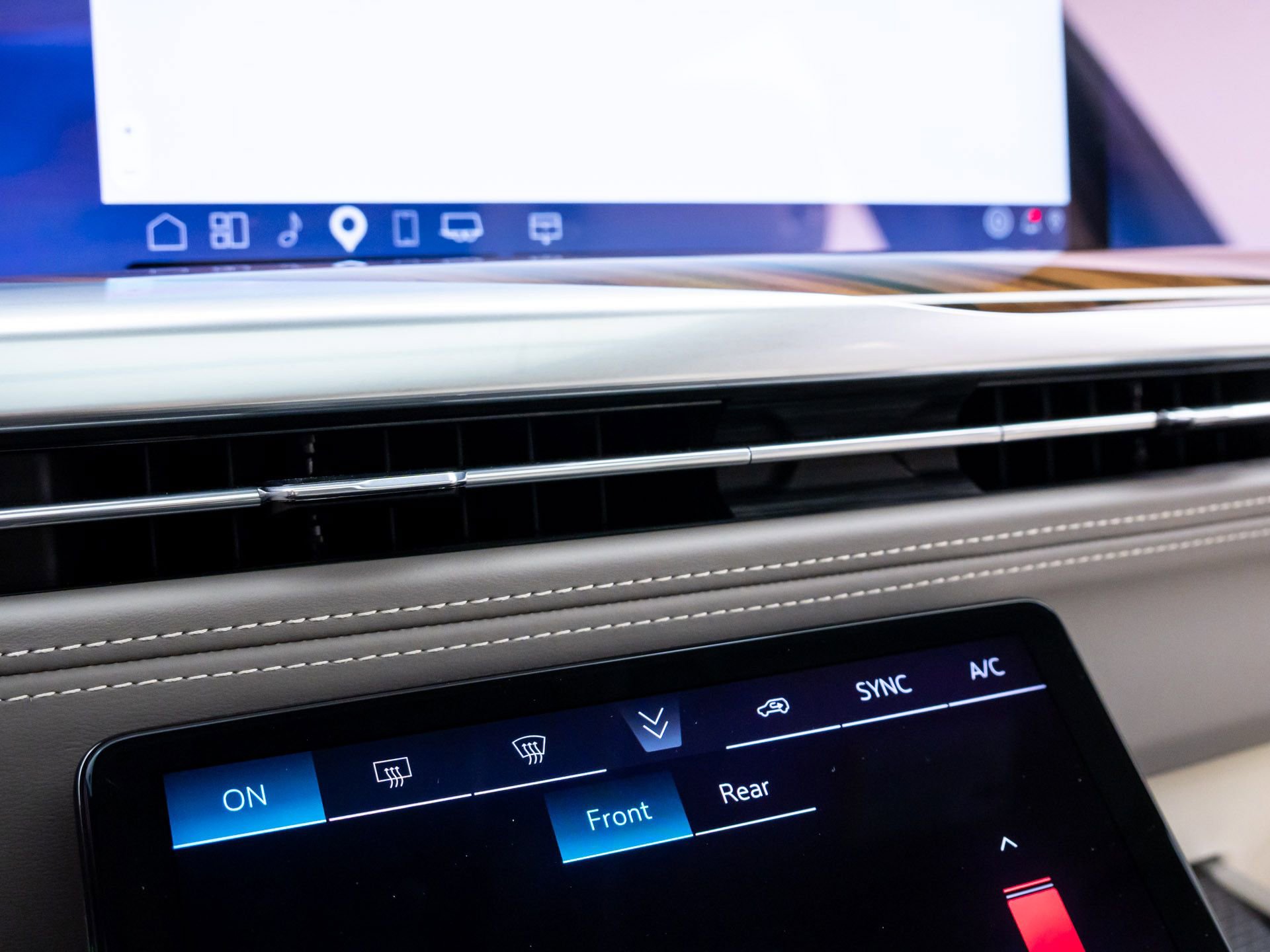 New 2026 Cadillac Escalade Platinum Sport w/ LPO, ONYX Package image 31