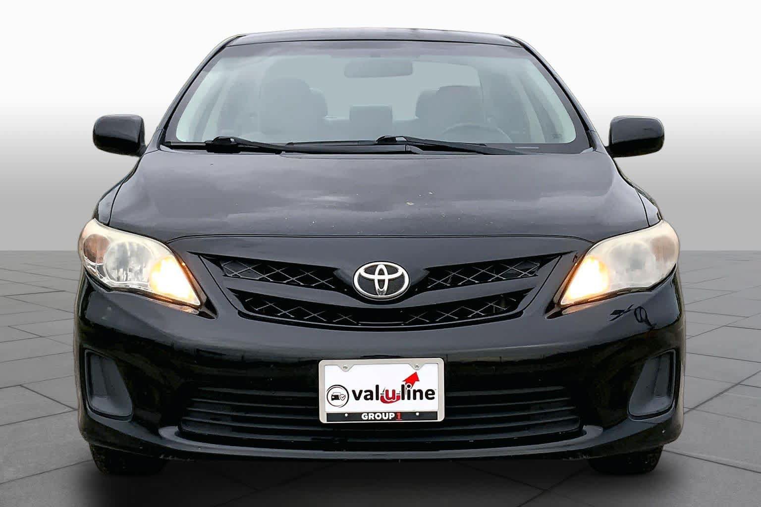 Used 2012 Toyota Corolla LE FWD image 4