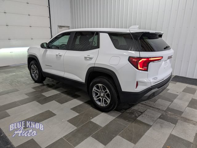 Used 2026 GMC Terrain Elevation AWD/4WD image 2