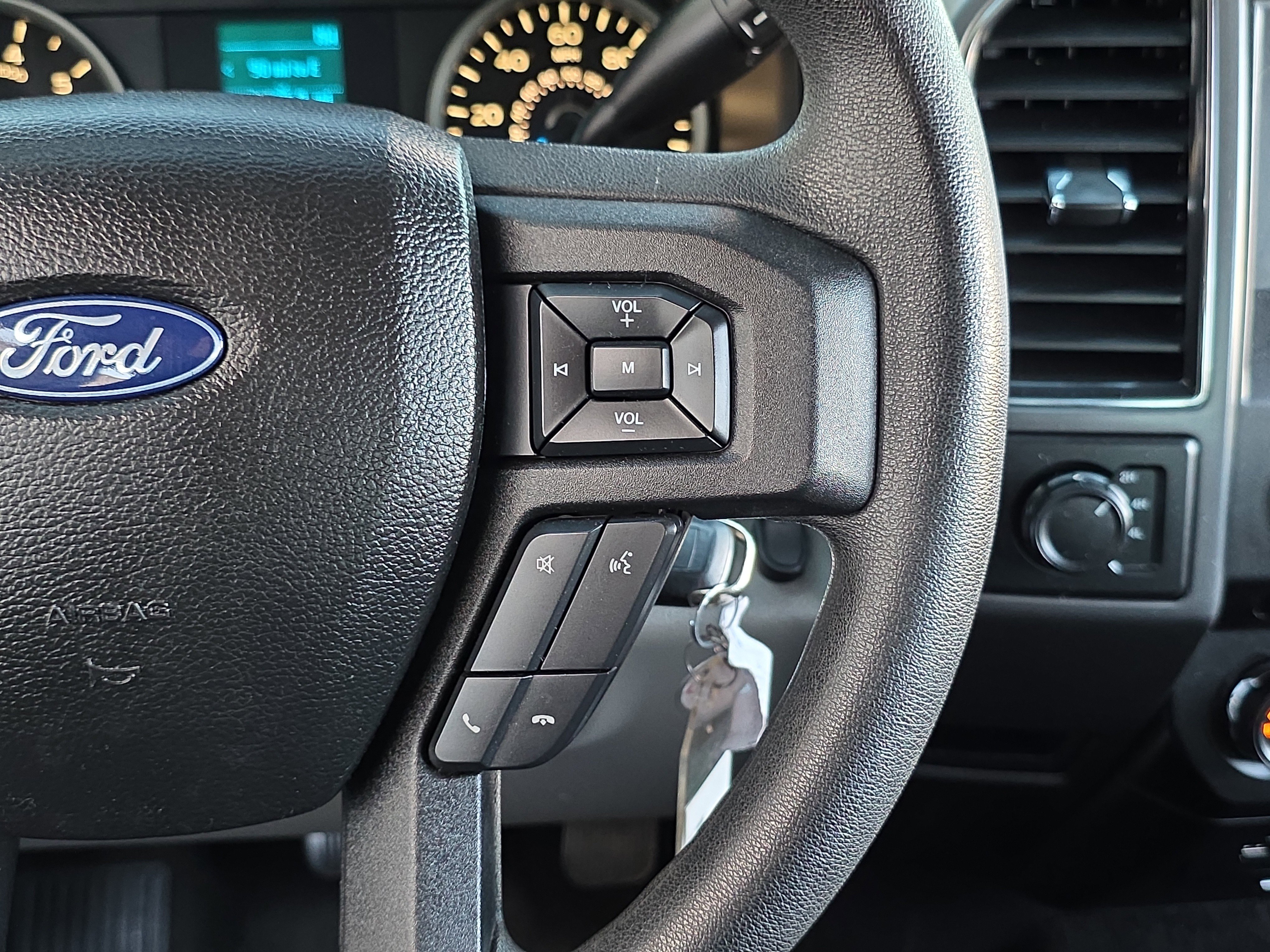 Used 2017 Ford F150 XLT image 16