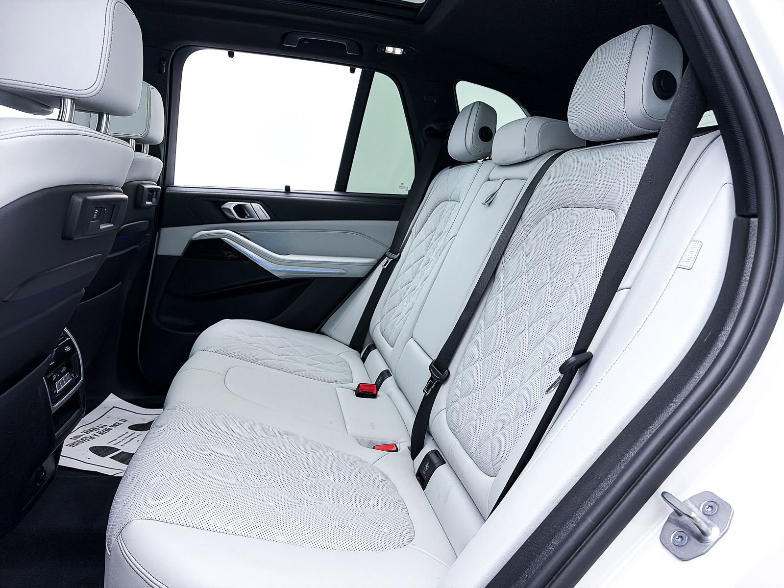 Used 2023 BMW X5 xDrive45e w/ Executive Package image 45